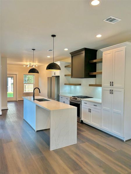 Furnished interior view inside a new home in , Dickinson (Image 14).