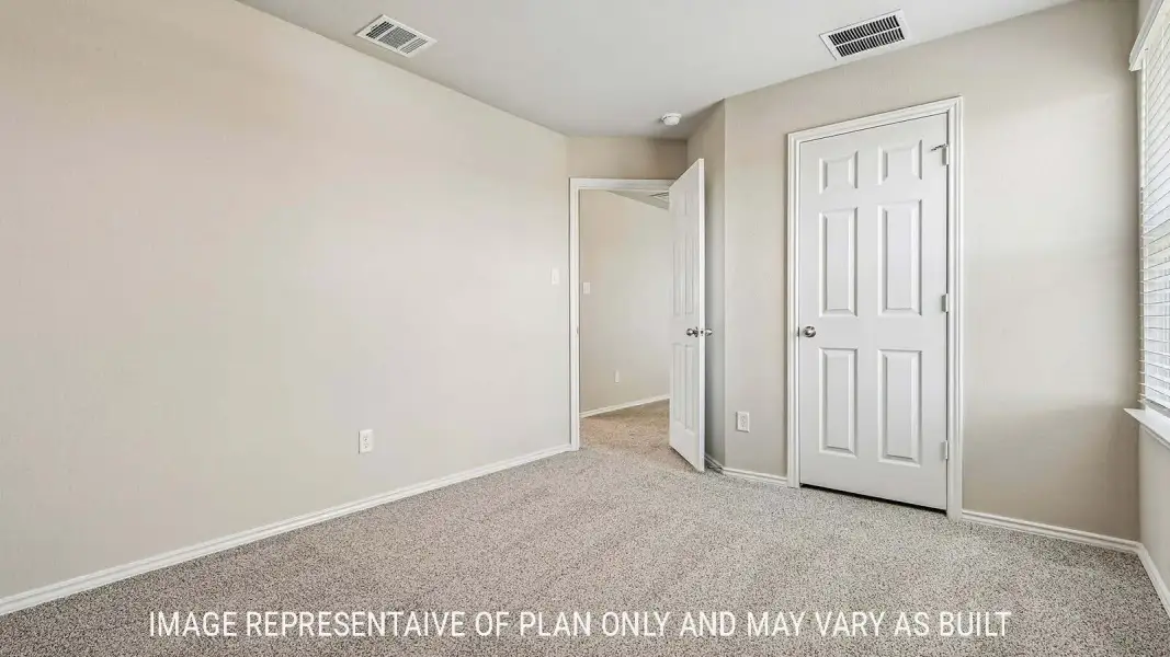 Spacious, unfurnished interior of a new home in Rancho San Gabriel, Georgetown (Image 36).