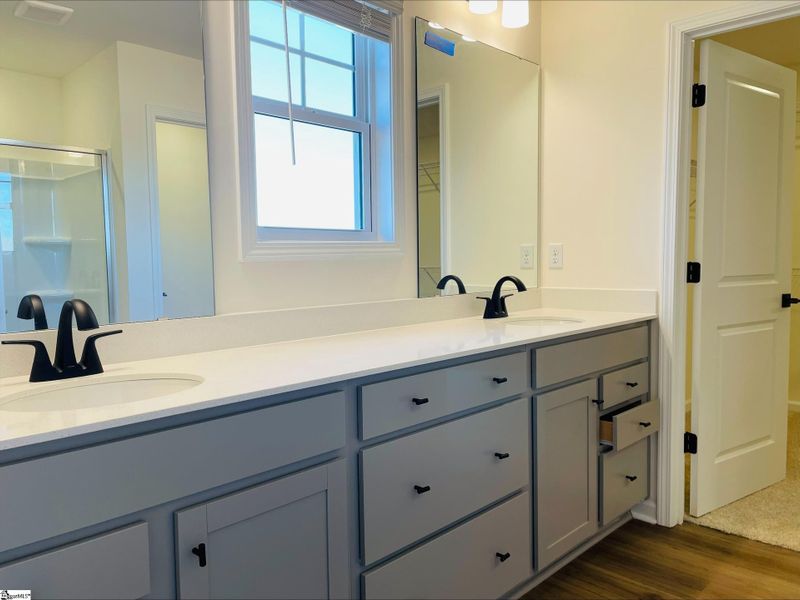 Furnished interior view inside a new home in Lynbrook, Boiling Springs (Image 4).