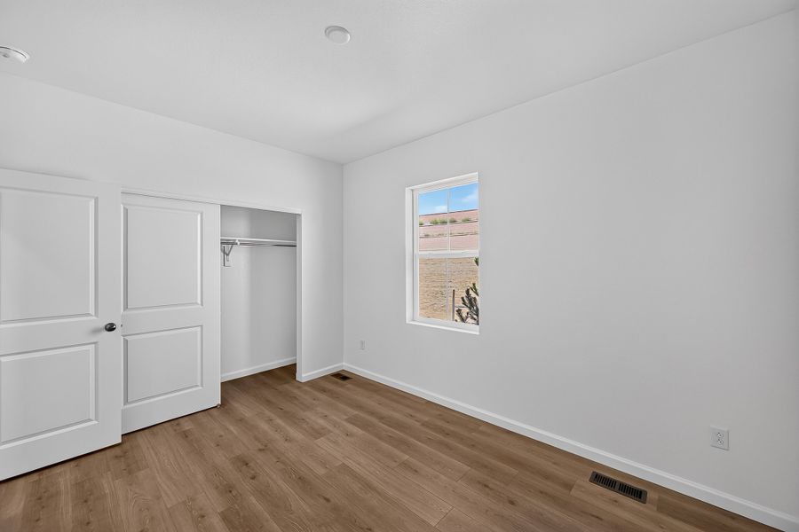 Spacious, unfurnished interior of a new home in Trailstone, Arvada (Image 20). Spacious, unfurnished interior of a new home in Trailstone, Arvada (Image 20).