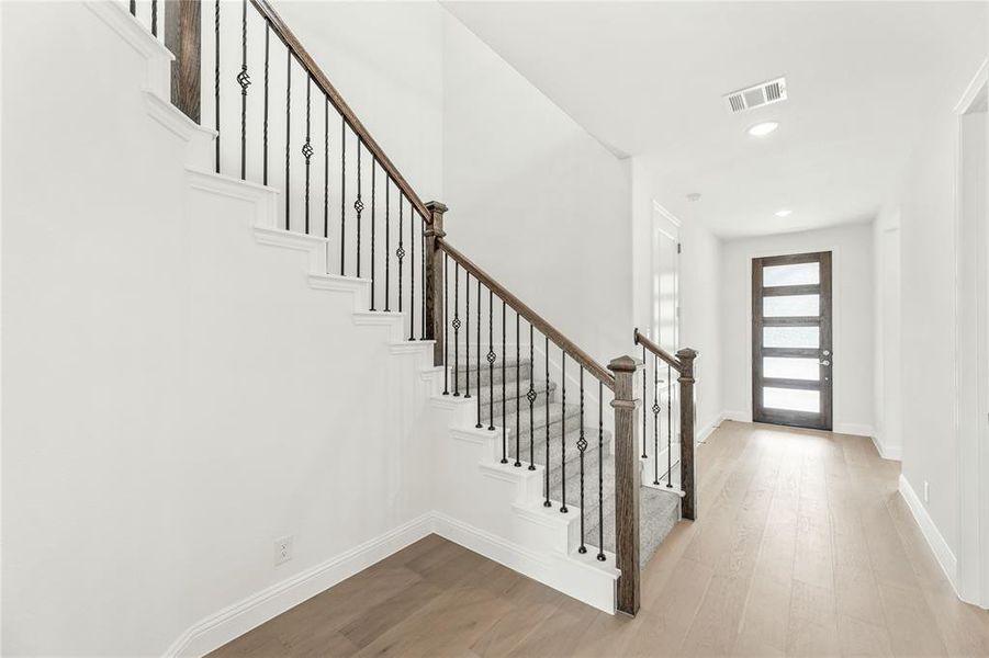 Spacious, unfurnished interior of a new home in Sutton Fields, Celina (Image 16).