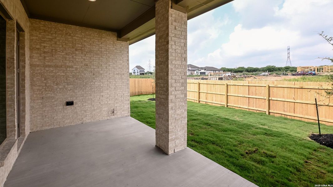 Exterior details and patio area of a home in The Parklands, Schertz (Image 22).