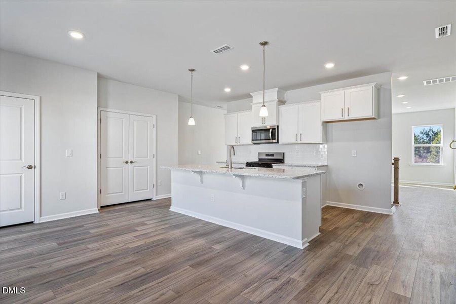 14-7256 Morris Acres - Open Peek Media-1