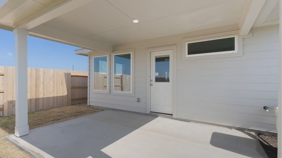 Exterior details and patio area of a home in Briarwood, Elgin (Image 3).