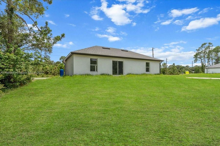 Image 28 of a home in .