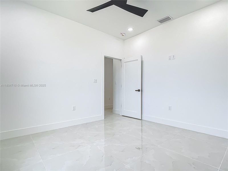 Spacious, unfurnished interior of a new home in , Cape Coral (Image 28). Spacious, unfurnished interior of a new home in , Cape Coral (Image 28).