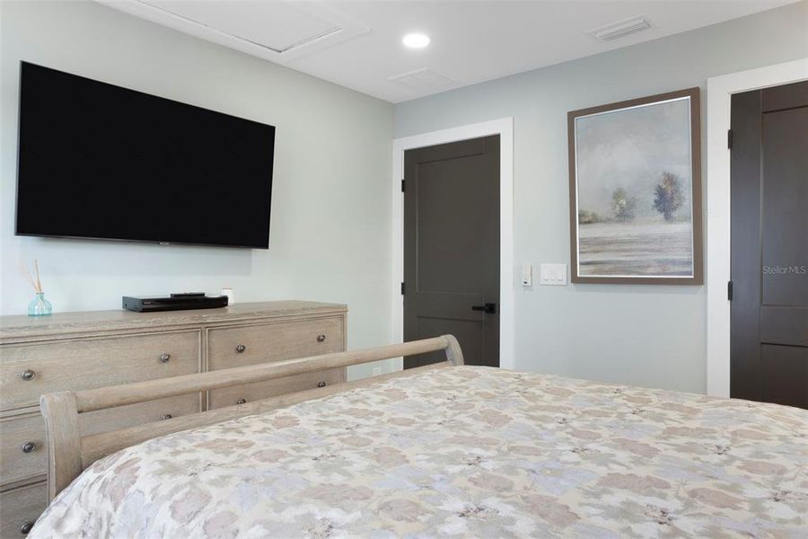 Furnished interior view inside a new home in , St. Petersburg (Image 19). Furnished interior view inside a new home in , St. Petersburg (Image 19).