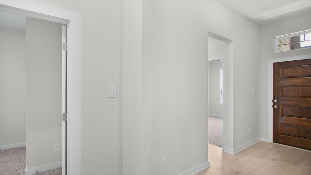Spacious, unfurnished interior of a new home in Highland Village, Georgetown (Image 12). Spacious, unfurnished interior of a new home in Highland Village, Georgetown (Image 12).