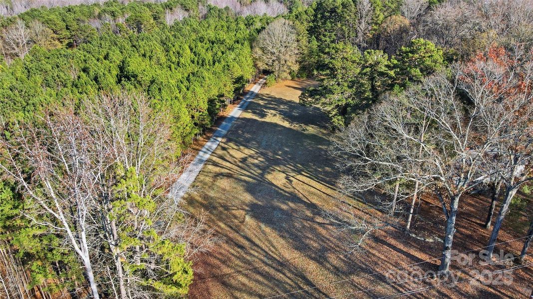 Natural landscape and outdoor views near in Matthews (Image 16). Natural landscape and outdoor views near in Matthews (Image 16).