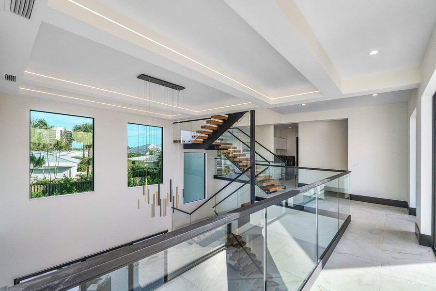 Furnished interior view inside a new home in , Juno Beach (Image 74).