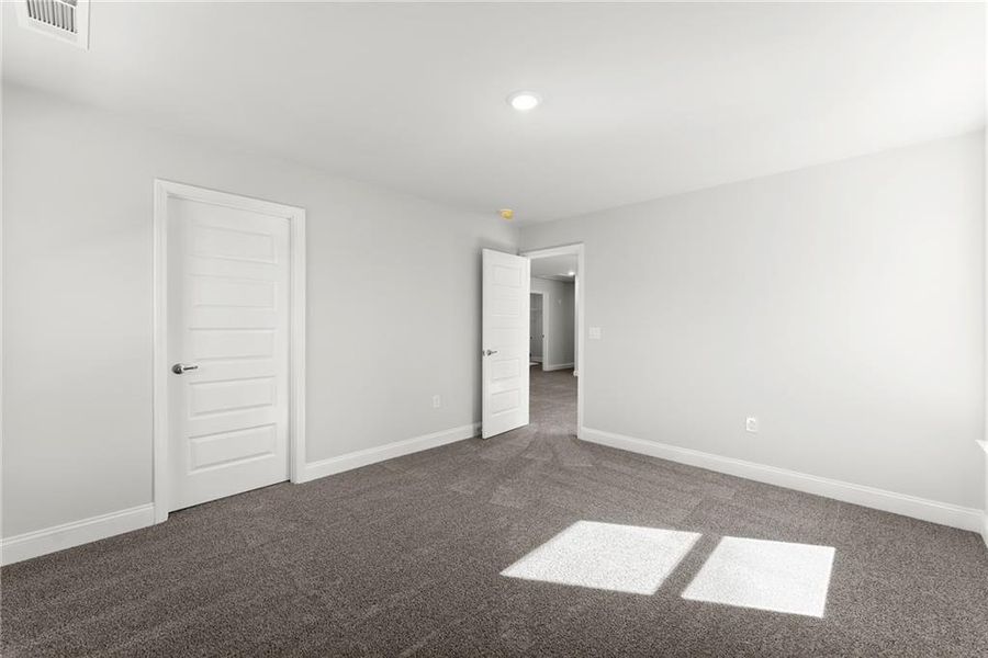 Spacious, unfurnished interior of a new home in Magnolia Villas, Cornelia (Image 15).