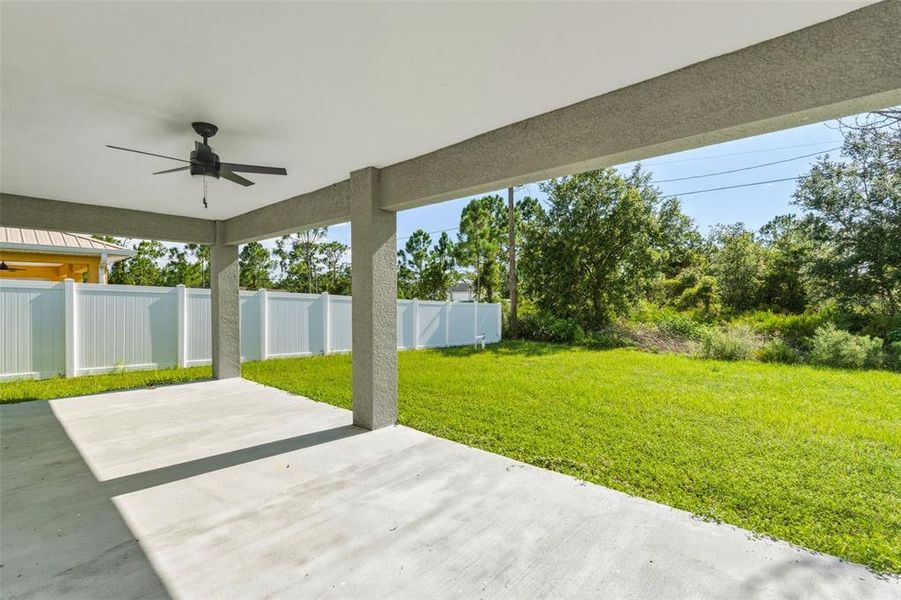 Exterior details and patio area of a home in , Punta Gorda (Image 4).