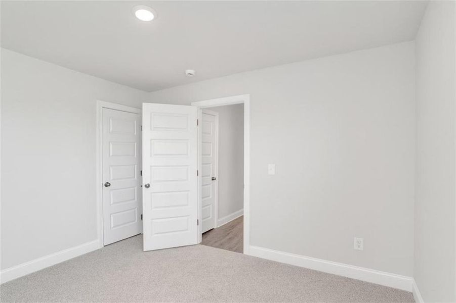 Spacious, unfurnished interior of a new home in , Bonaire (Image 27).