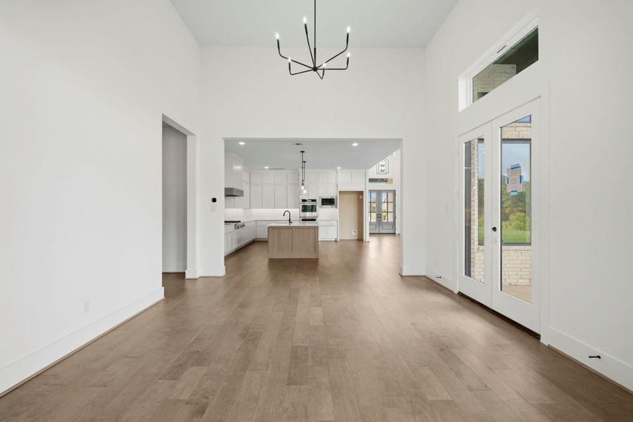 Spacious, unfurnished interior of a new home in Bentwood Farms, Montgomery (Image 40).