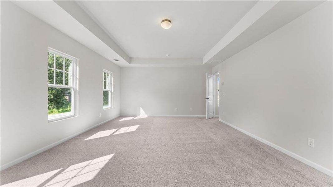 Spacious, unfurnished interior of a new home in Magnolia Trace, Flowery Branch (Image 8).