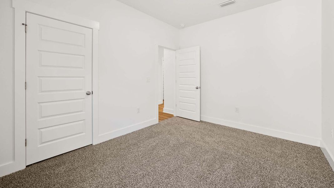 Spacious, unfurnished interior of a new home in Owl's Head Farms, Freeport (Image 24). Spacious, unfurnished interior of a new home in Owl's Head Farms, Freeport (Image 24).