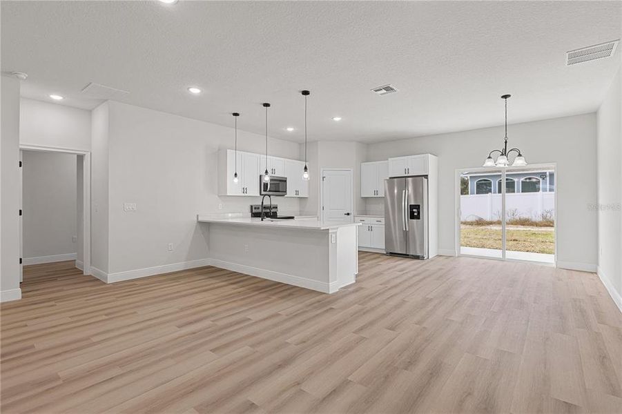 Spacious, unfurnished interior of a new home in , Ocala (Image 15).