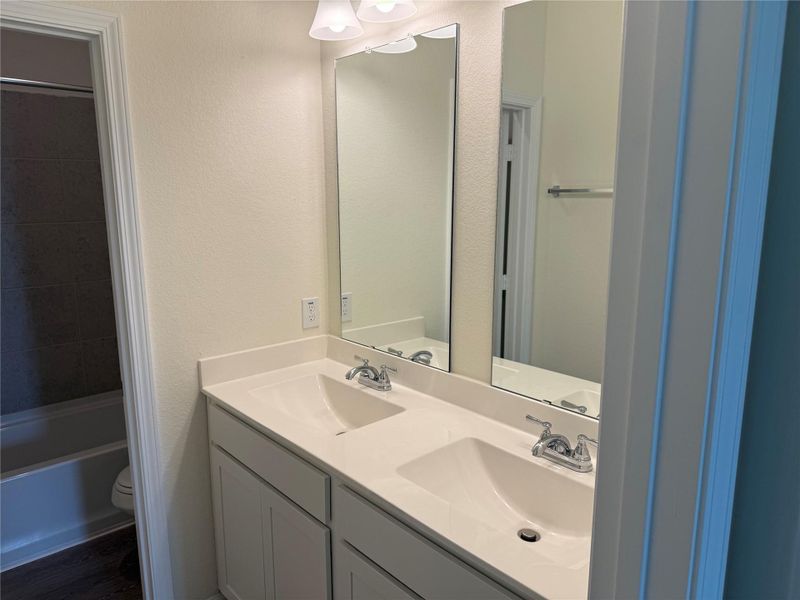 Furnished interior view inside a new home in Anderson Lake, Houston (Image 5).