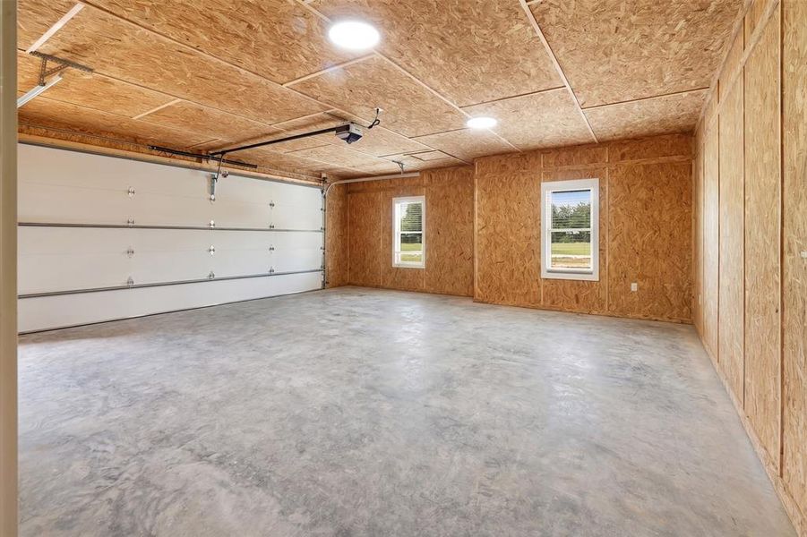 Spacious, unfurnished interior of a new home in , Blossom (Image 25). Spacious, unfurnished interior of a new home in , Blossom (Image 25).