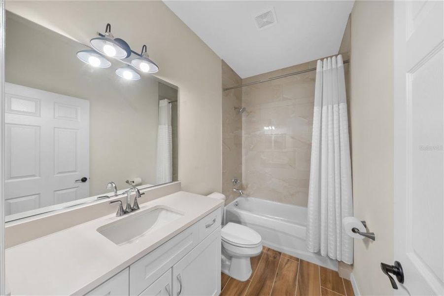 Furnished interior view inside a new home in , Ocala (Image 56).