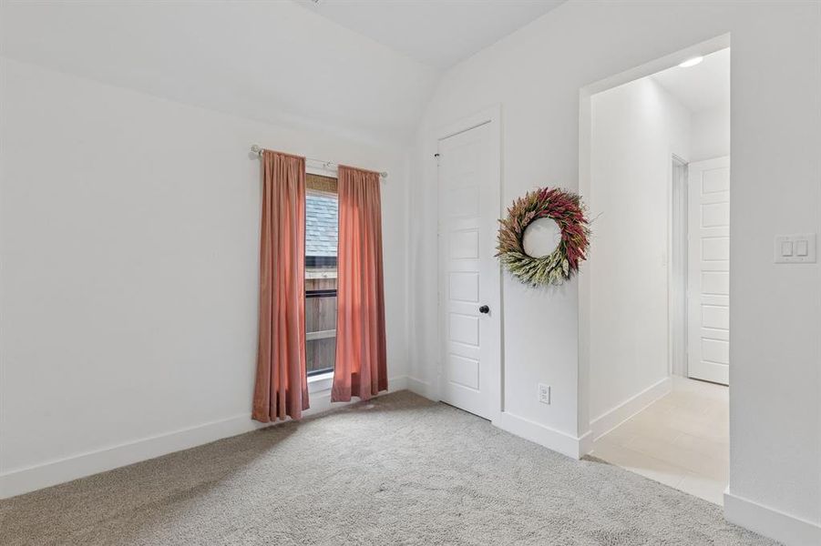 Spacious, unfurnished interior of a new home in , Lavon (Image 25).