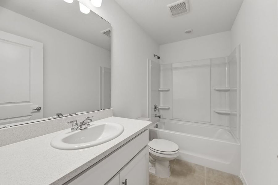 Furnished interior view inside a new home in Vinterra Townhomes, Nokomis (Image 8). Furnished interior view inside a new home in Vinterra Townhomes, Nokomis (Image 8).