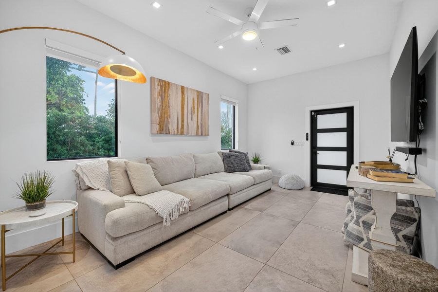 Furnished interior view inside a new home in , Oakland Park (Image 21). Furnished interior view inside a new home in , Oakland Park (Image 21).