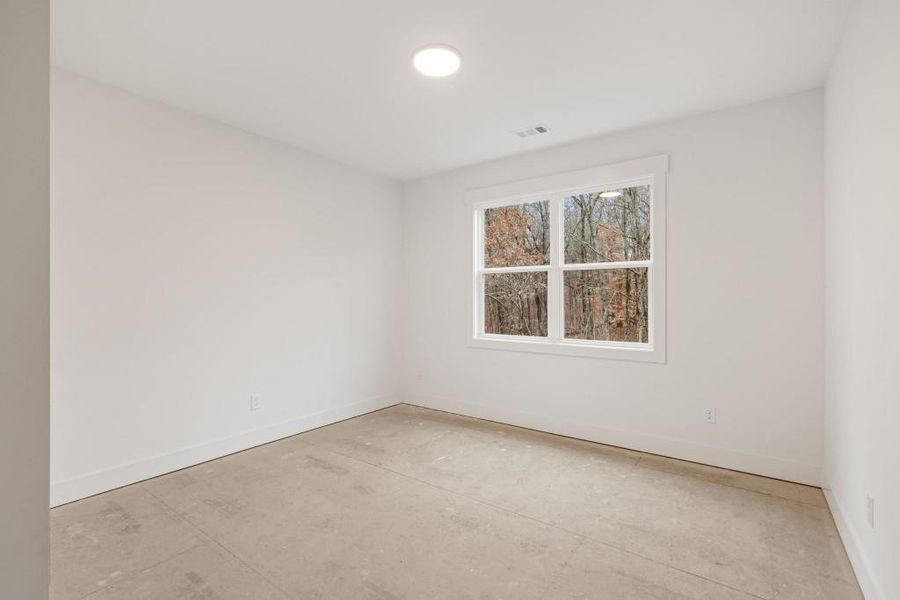 Spacious, unfurnished interior of a new home in White Post on Lake Lanier, Gainesville (Image 18). Spacious, unfurnished interior of a new home in White Post on Lake Lanier, Gainesville (Image 18).