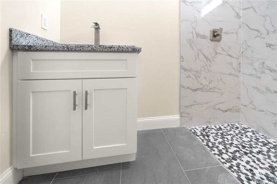 Image 41 of a home in .