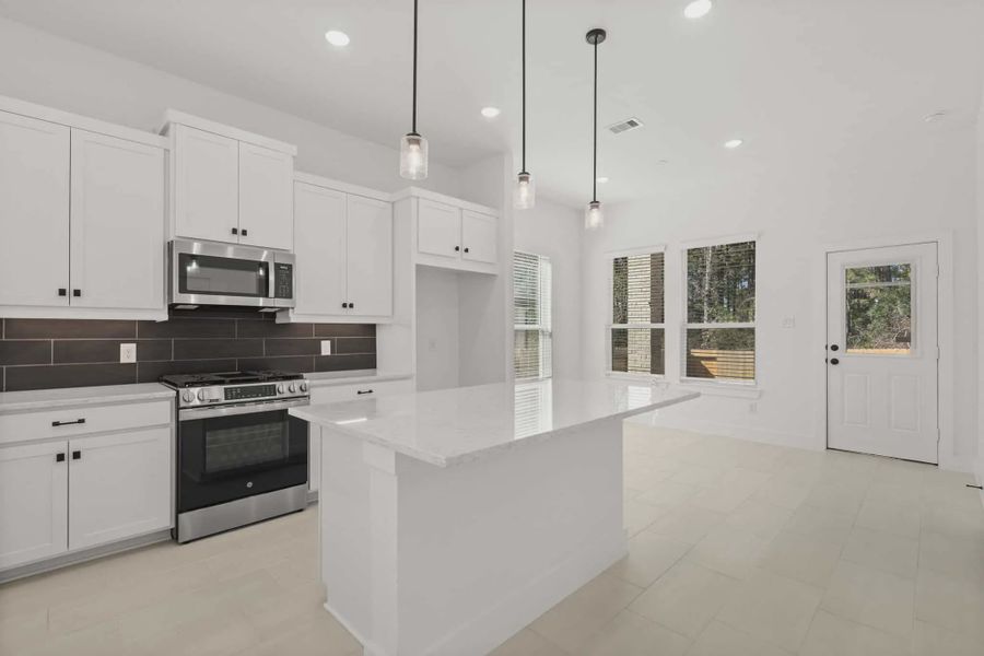 Representative furnished interior of a home built from the Toronto by Chesmar Homes in Stillwater Ranch, Buda (Image 6).