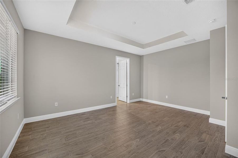 Spacious, unfurnished interior of a new home in , Ocala (Image 46).
