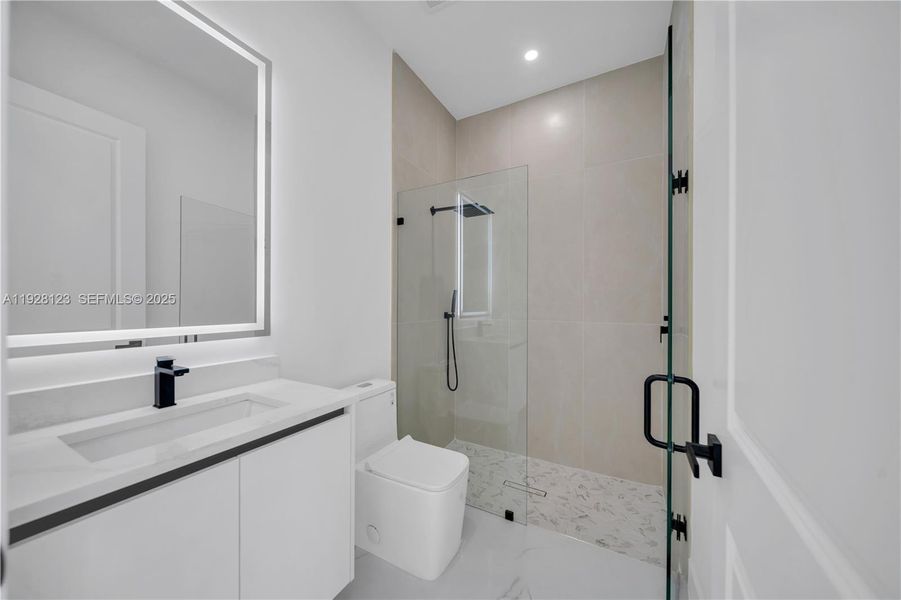 Furnished interior view inside a new home in , Lehigh Acres (Image 9). Furnished interior view inside a new home in , Lehigh Acres (Image 9).