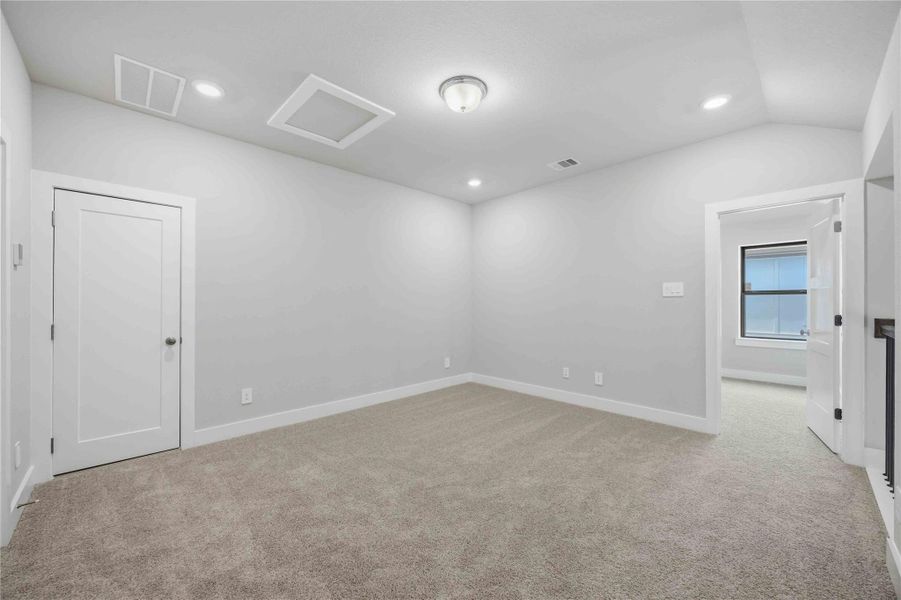 Spacious, unfurnished interior of a new home in Elyson, Katy (Image 11). Spacious, unfurnished interior of a new home in Elyson, Katy (Image 11).