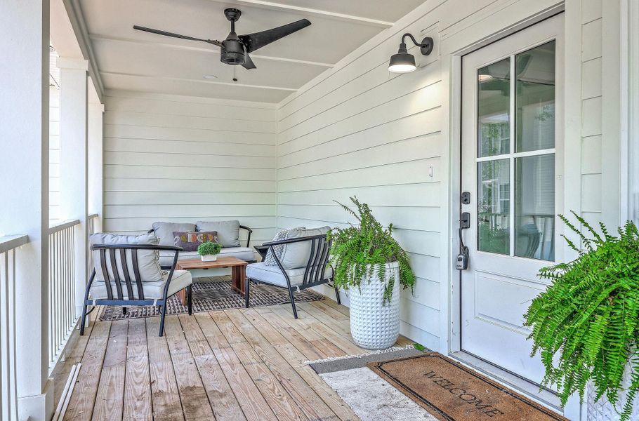 Exterior details and patio area of a home in , Charleston (Image 3).