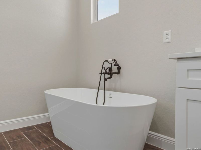 Close-up of interior finishes inside a home in , Lytle (Image 16).