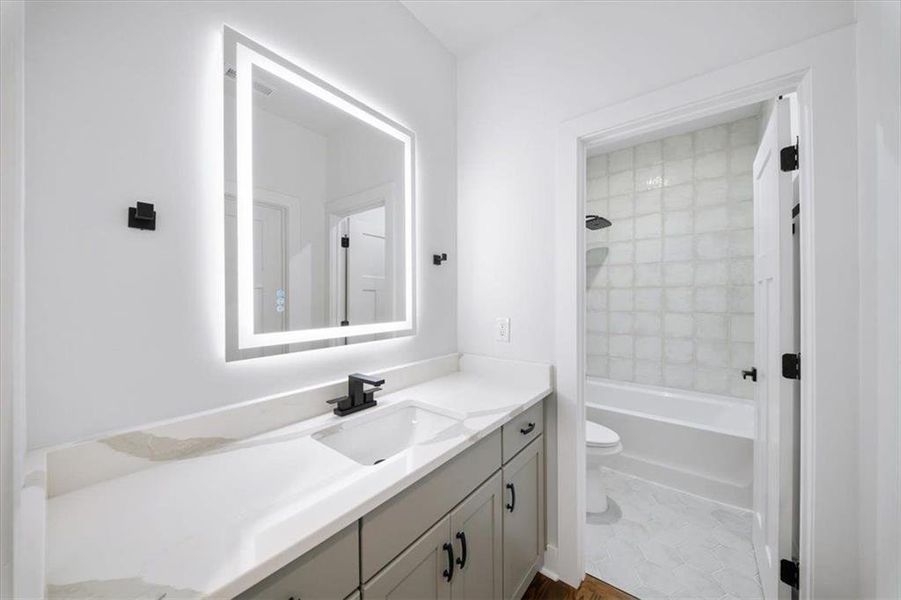 Furnished interior view inside a new home in Silvercrest Lakes, Acworth (Image 30). Furnished interior view inside a new home in Silvercrest Lakes, Acworth (Image 30).