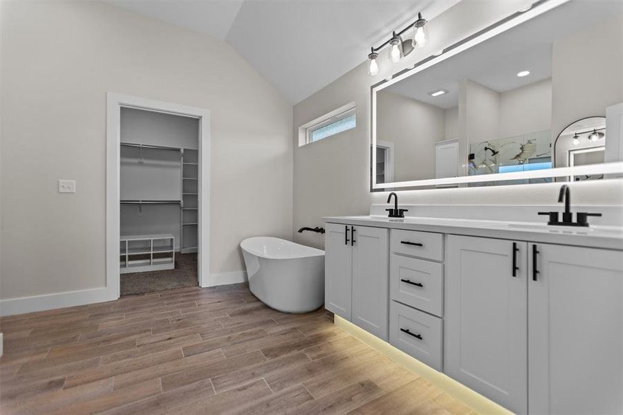 Furnished interior view inside a new home in , Lindale (Image 9).