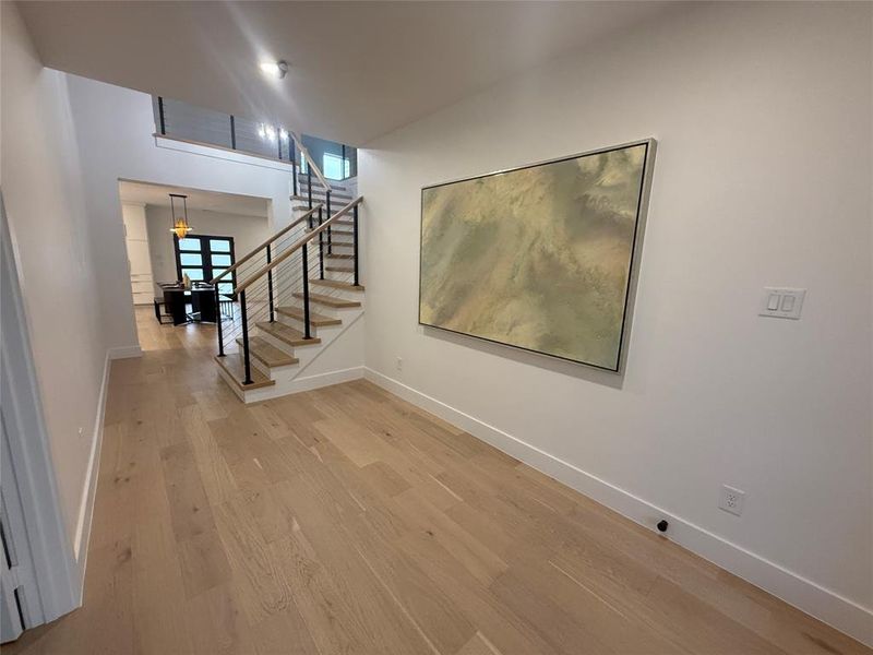 Spacious, unfurnished interior of a new home in , Dallas (Image 26).