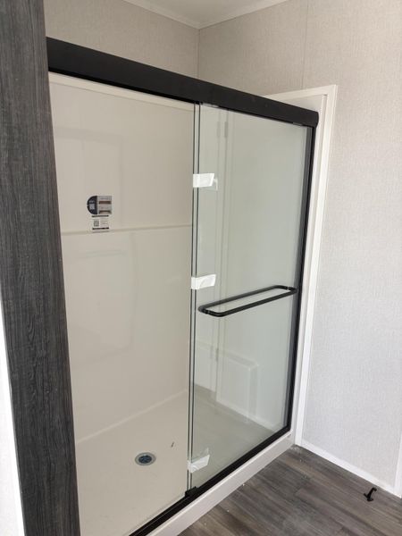 81093b3b-e597-4a66-b4f6-407580b11d95 81093b3b-e597-4a66-b4f6-407580b11d95