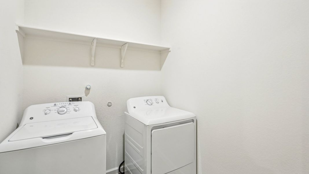 Image 19 representing the Jupiter by Starlight Homes in Castlewood South, Taylor, TX. Image 19 representing the Jupiter by Starlight Homes in Castlewood South, Taylor, TX.