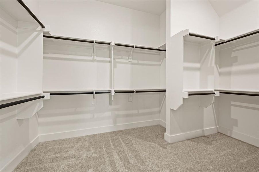 Image 38 of a home in LeTara.