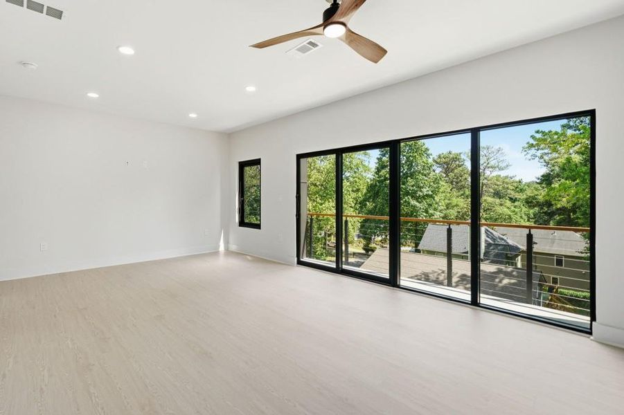 Spacious, unfurnished interior of a new home in , Decatur (Image 32).