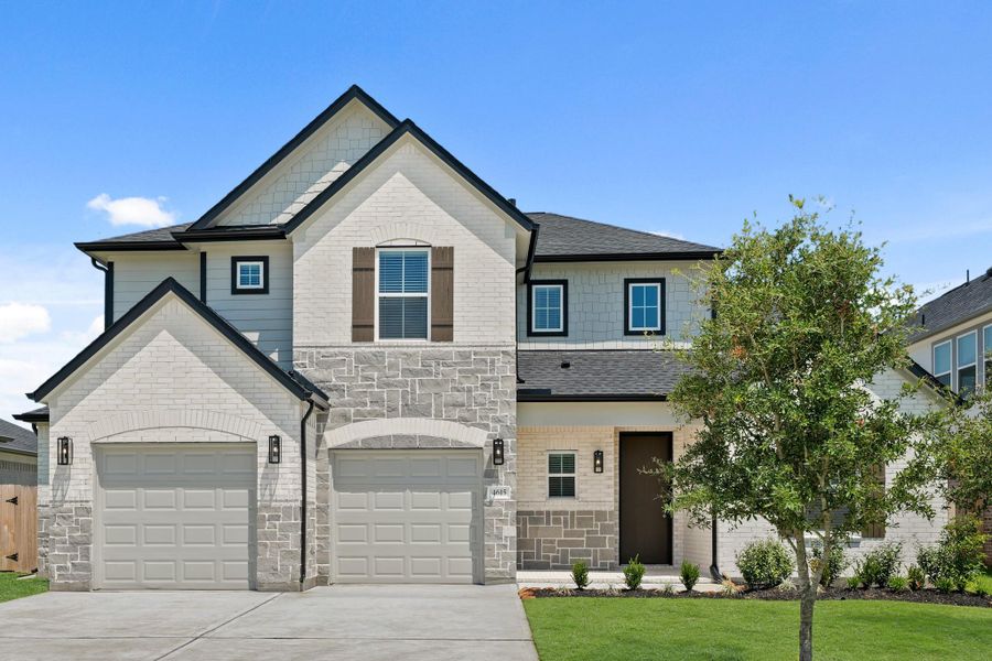 Front exterior of a new home in Briarwood Crossing, Rosenberg, TX, highlighting curb appeal (Image 14).