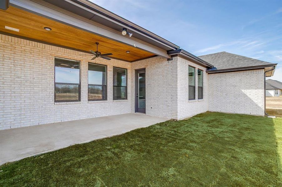 Exterior details and patio area of a home in , Waxahachie (Image 4). Exterior details and patio area of a home in , Waxahachie (Image 4).