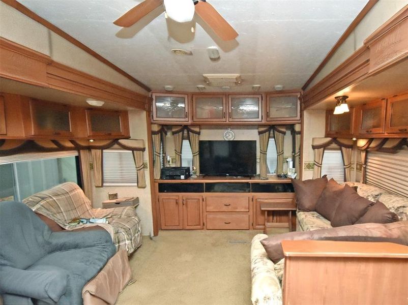 Furnished interior view inside a new home in , Yantis (Image 4).