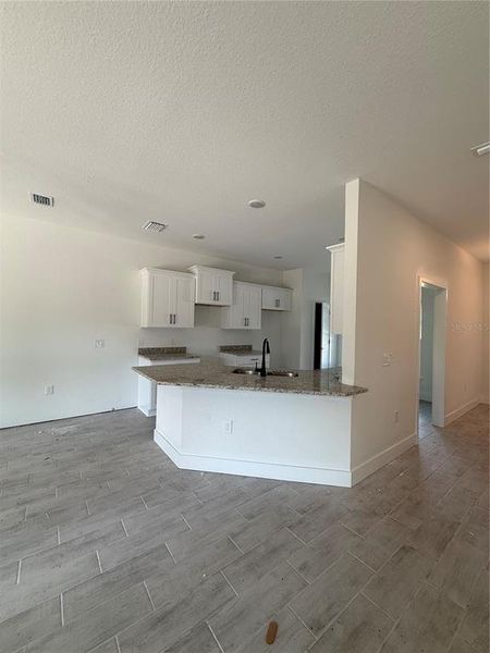 Image 13 of a home in .