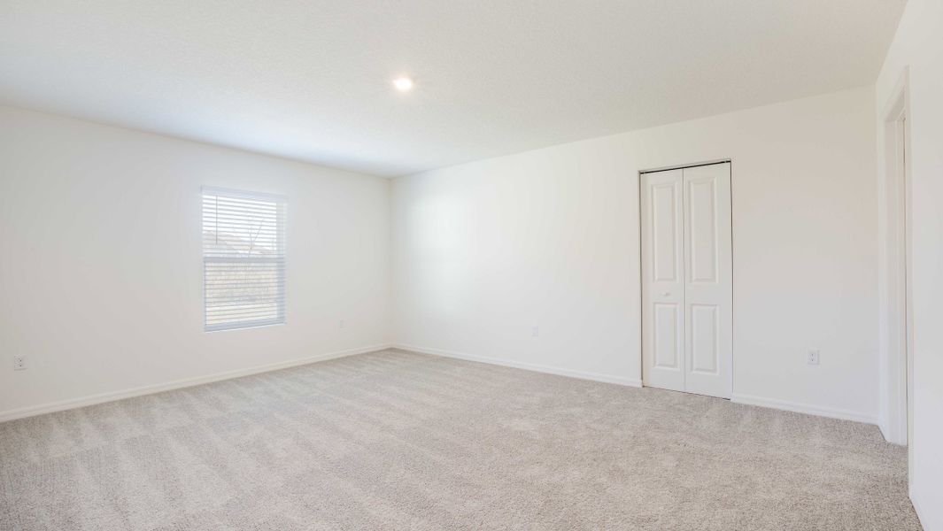 Representative unfurnished interior of a home built from the Iris by Maronda Homes in Coastal Communities, Edgewater (Image 37).