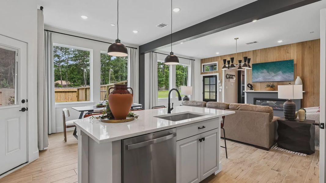 Representative furnished interior of a home built from the Cheverny by Chesmar Homes in The Woodland Hills Chateau, Willis (Image 13). Representative furnished interior of a home built from the Cheverny by Chesmar Homes in The Woodland Hills Chateau, Willis (Image 13).