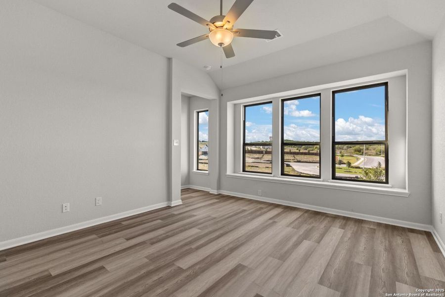 Spacious, unfurnished interior of a new home in Megan's Landing 50', Castroville (Image 10).