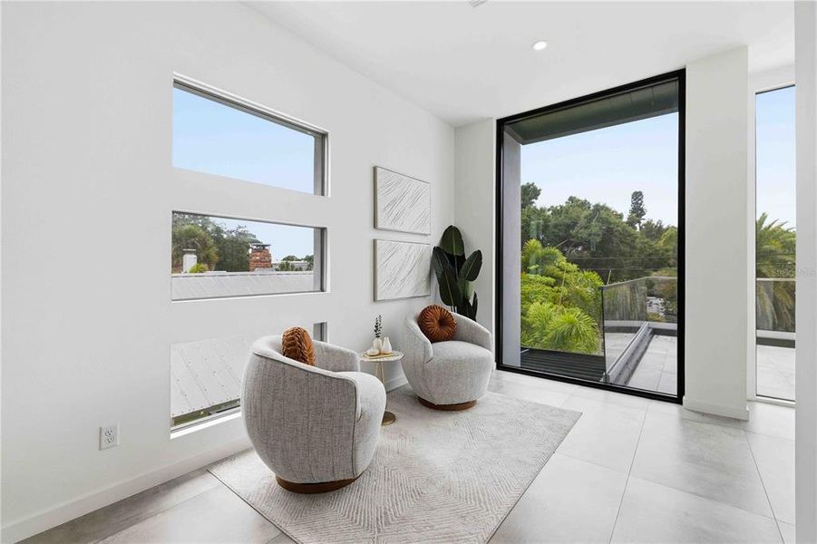 Furnished interior view inside a new home in , Sarasota (Image 10).